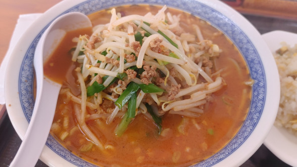 「台湾ラーメン」@中華料理 香味堂の写真