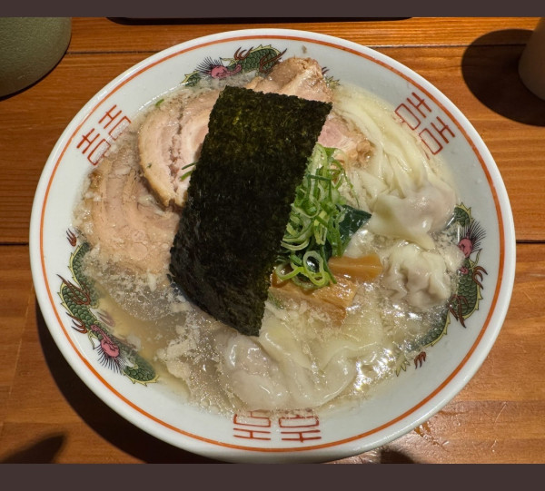 「【肉の日限定】背脂塩ワンタンチャーシュー麺」@麺屋 真心の写真