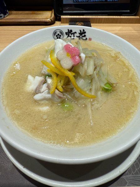 「真鯛白味噌らぁ麺」@鯛塩そば 灯花 浦和PARCO店の写真