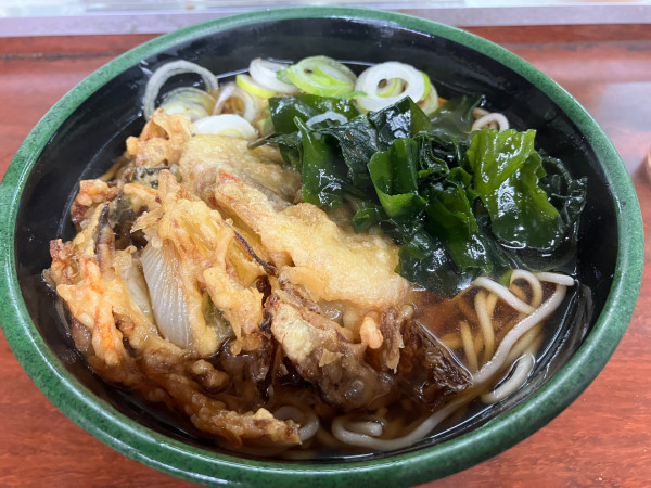 「海老かき揚げそば（540円）」@新田毎 秋葉原の写真