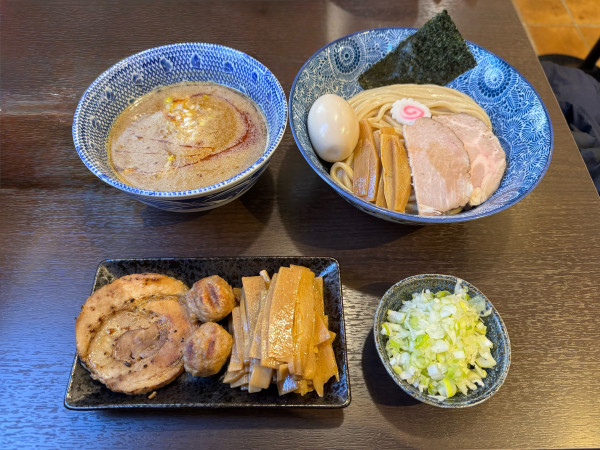 「辛つけめん並」@麺処はなぶさの写真