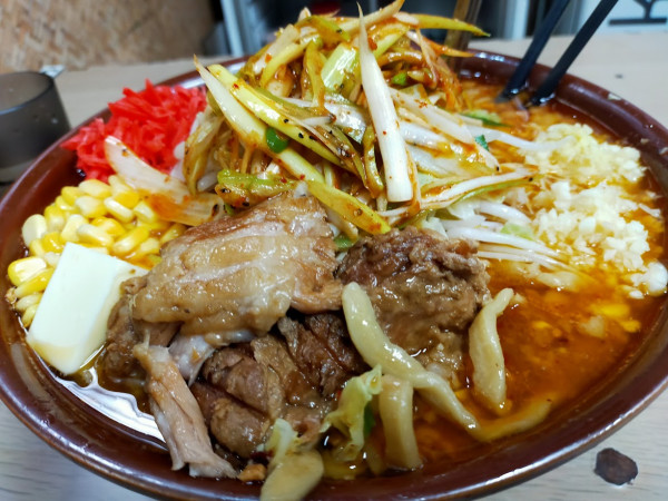 「味噌・大2・辛葱・紅生姜・バタ（野菜少・大蒜・生姜・火の別）」@自家製麺 まさき（非乳化） 2号店の写真