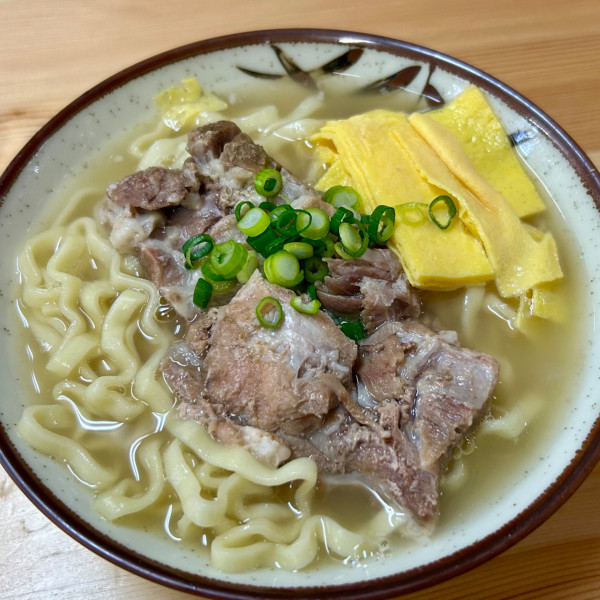 「浜屋そば（小）」@そば・てびち専門店 浜屋の写真