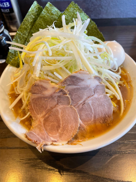 「ネギ豚骨醤油ラーメン」@味噌虎の写真