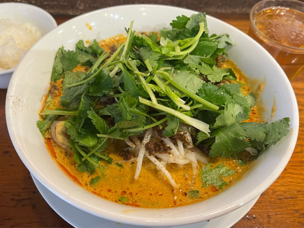 「担々麺 花椒多め+パクチー+赤星」@永吉の写真