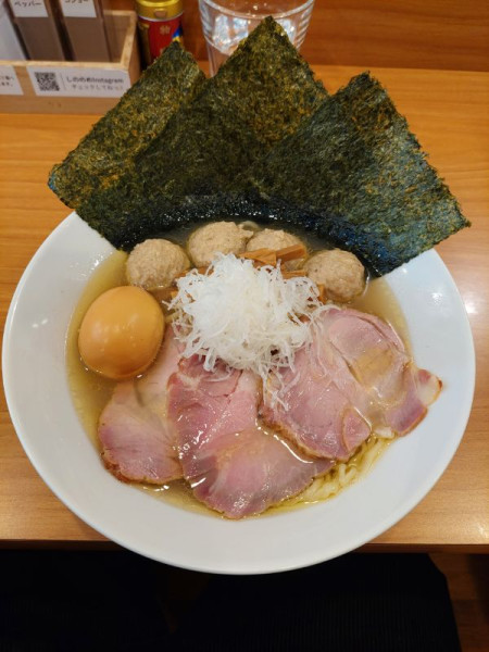 「全部のせ塩らーめん＋つくね」@しののめヌードルの写真