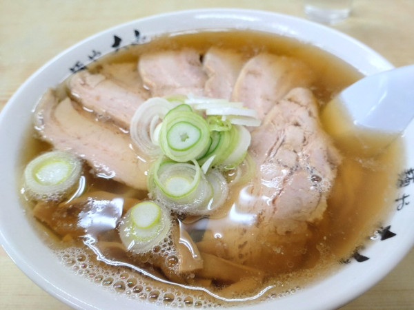 「チャーシューめん大盛+餃子」@青竹手打ちラーメン 麺や大山の写真