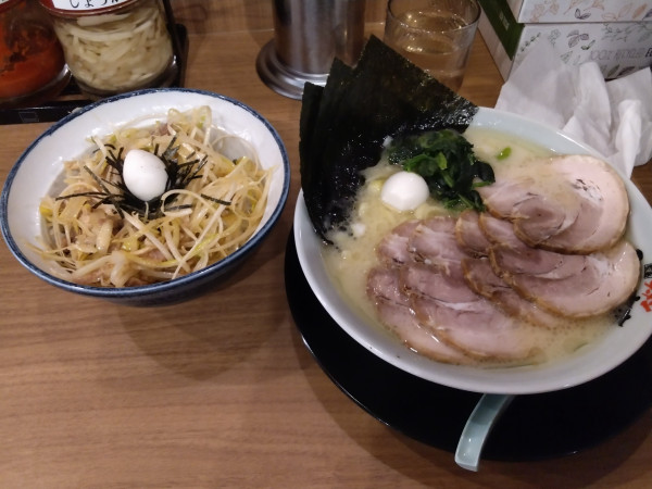 「チャーシューメン（塩）（並1100円）」@町田商店 松戸南花島店の写真