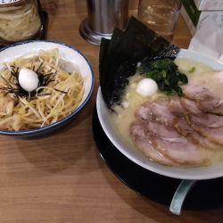 チャーシューメン（塩）（並1100円）