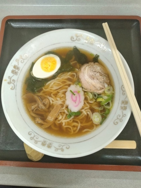 「らーめん 中華」@手打ちラーメン 三味の写真
