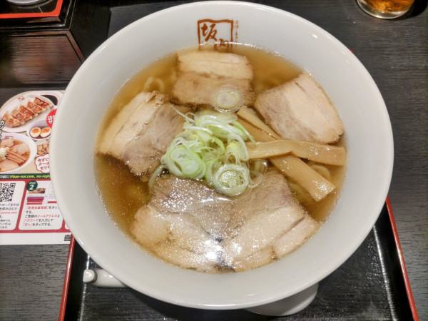「喜多方ラーメン 870円」@喜多方ラーメン坂内 博多駅前店の写真