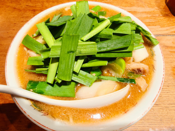 「ネギそば（味噌）＋ニラトッピング」@渡なべの写真