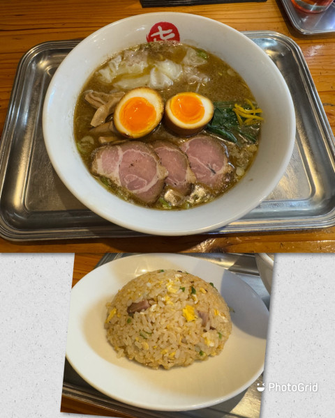 「まるきそば（小）＋ゆず＋チャーハン（小）」@中華そば まるきの写真