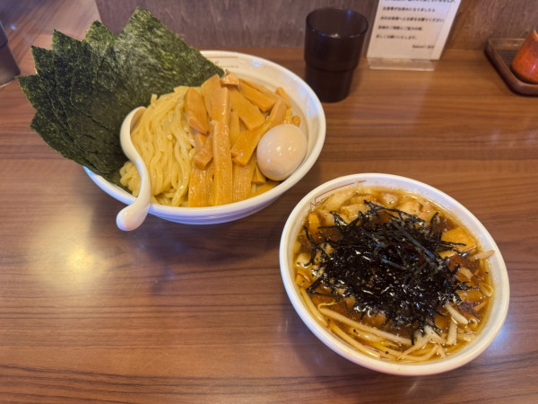 「黒胡椒つけ麺【トッピング多数】」@らーめん Nageyariの写真