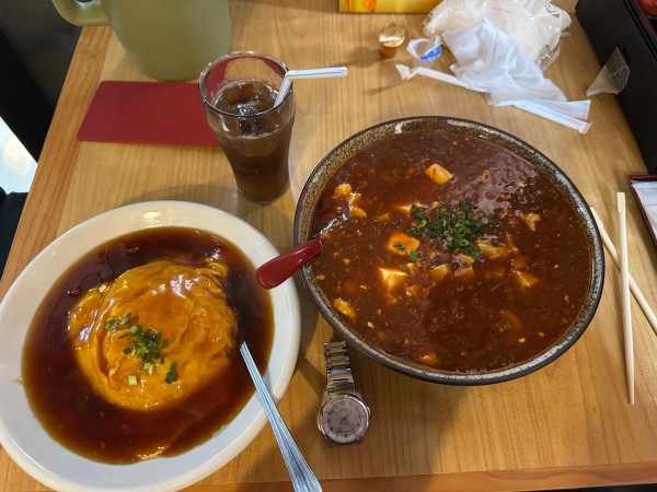 「ラーメンセット（麻婆麺＋天津飯）980円」@中華居酒屋 らいちの写真