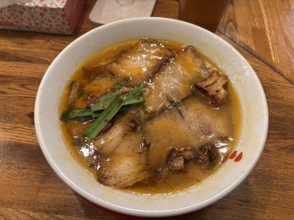 「焼豚ラーメン」@焼豚ラーメン 三條 葛飾店の写真