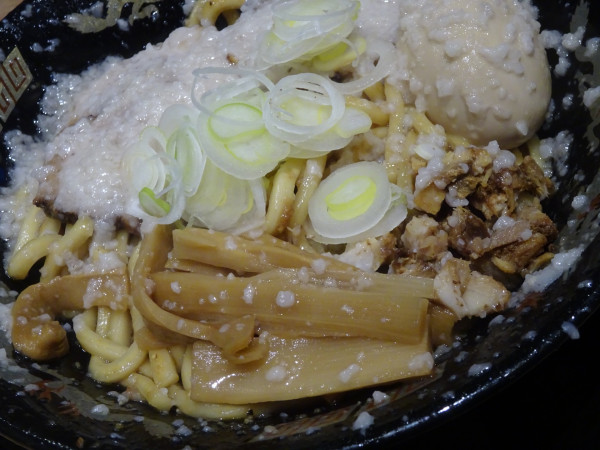 「爆盛油脂麵　1100円」@らーめん 平太周 吉祥寺店の写真