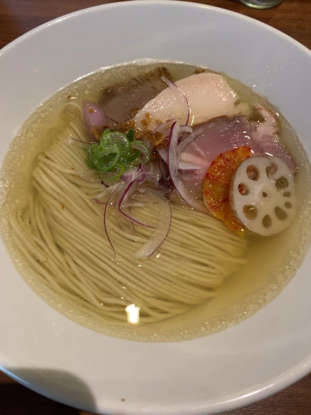 「塩らあめん」@らあめん あじるくの写真