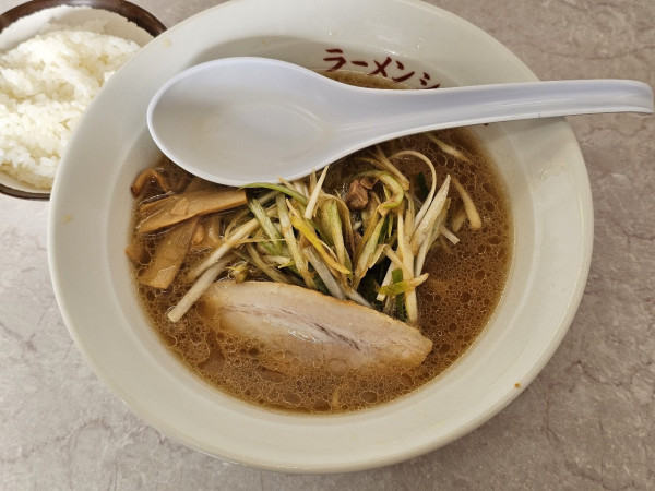 「ネギラーメン　840円」@ラーメンショップ 黒石北店の写真