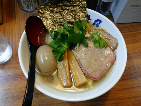 「汐特ワンタン麺(1,600円)+肉めし(350円)」@らぁめん 葉月の写真