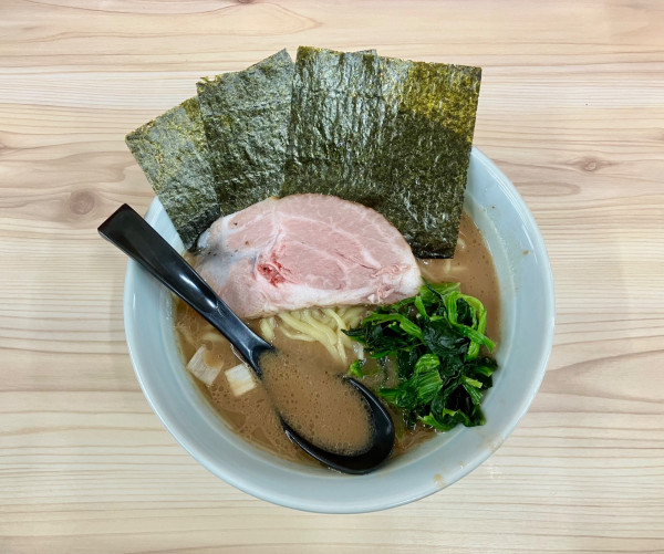 「ラーメン900円」@らーめん武道家 口の写真