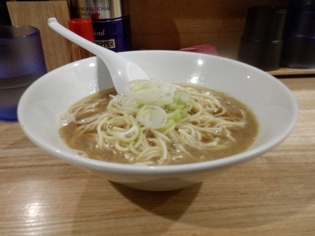 「中華そば　小（ネギのみ）」@自家製麺 伊藤 神田店の写真