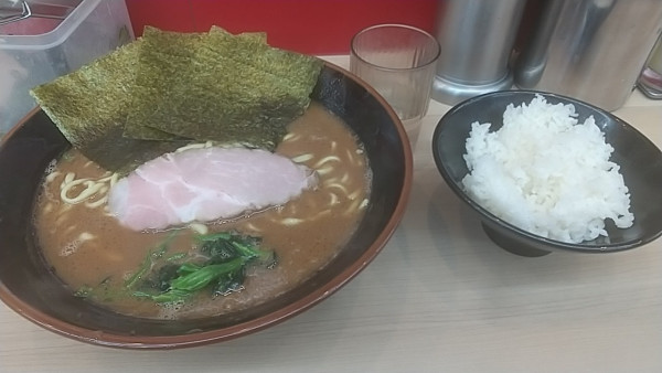 「ラーメン大￥1100 ライス無料」@武道家 心の写真