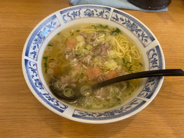 「鴨と白葱の淡口醤油らーめん」@創作らーめん 薑屋の写真