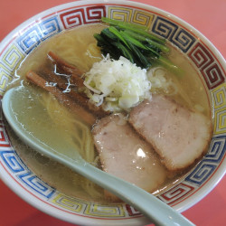 塩らーめん(800円)