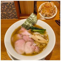 瀬戸内煮干し中華そば　900円