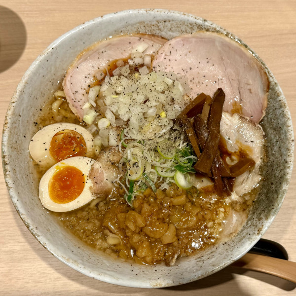 「特製ラーメン ¥1,350」@セアブラーメン 東中八の写真