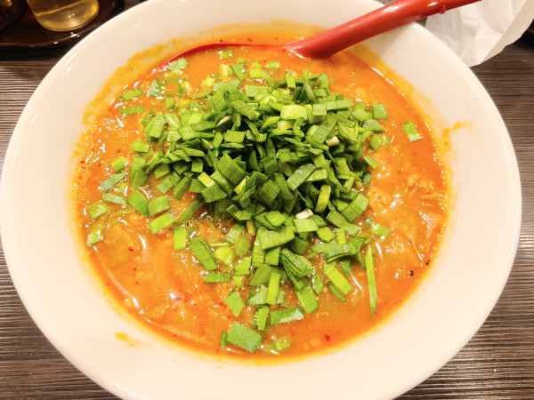 「勝浦式担々麺」@麺処 じもん 駒込店の写真