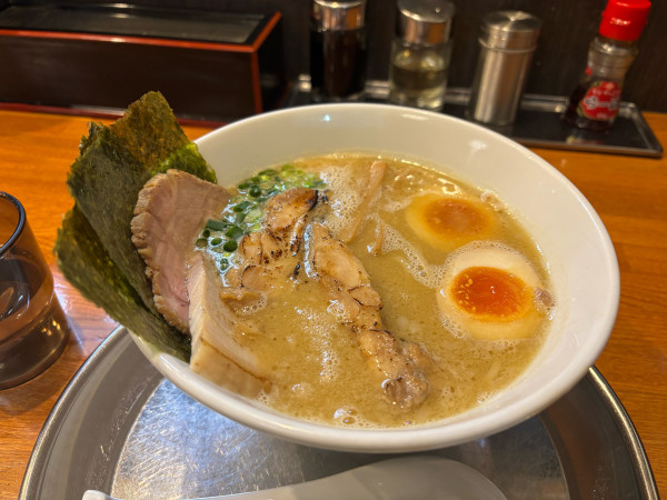 「鶏豚節醤油」@川岸ボンゾNOODLESの写真