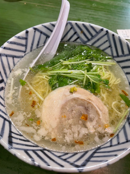 「ミニ通堂うま塩ラーメン 新・おんな味」@琉球新麺 通堂 横浜ラーメン博物館店の写真