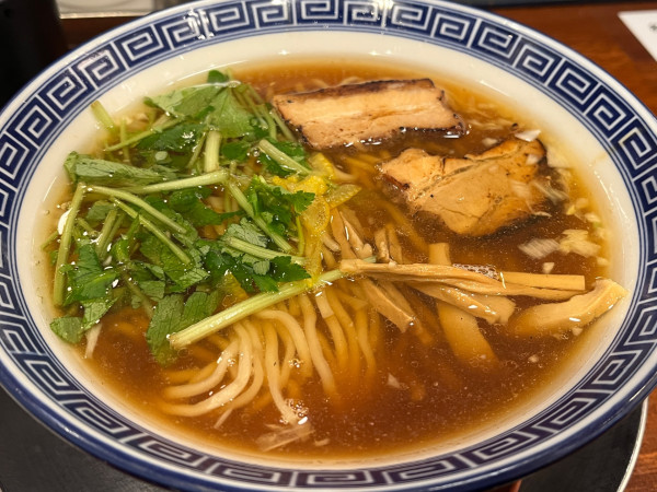 「醤油らあめん」@東京らあめんタワー 芝大門本店の写真