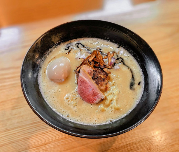 「特製地鶏白湯そば」@麺 㐂色の写真