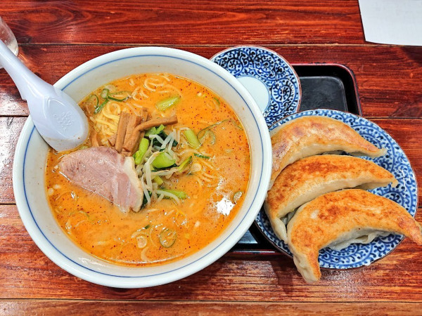 「らーめん・ジャンボ餃子セット（味噌）」@一圓 上石神井店の写真