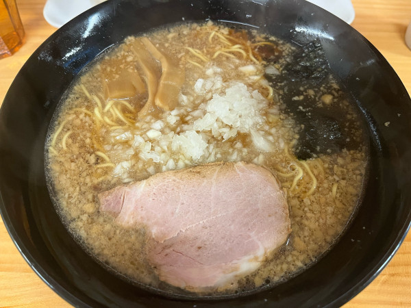 「こってり醤油ラーメン大盛固め900円」@八王子らーめん つけ麺専門店 びんびん亭 ユーロード店の写真