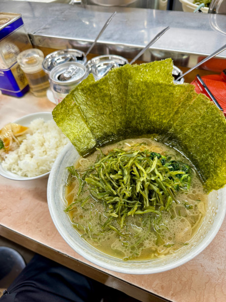 「茎わかめラーメン海苔ライス」@川崎家の写真