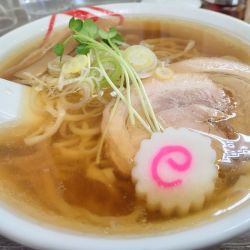 しょうゆラーメン＋餃子３個
