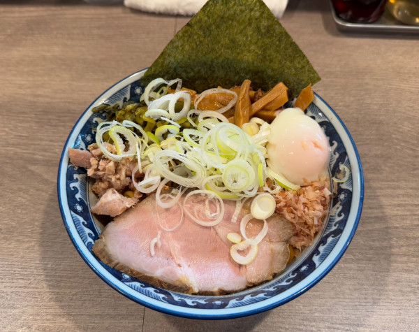 「油そば（小）＋高菜＋温玉」@兎に角 松戸店の写真