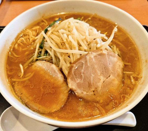 「味噌󠄀らぁめん」@デニーズ 谷在家店の写真