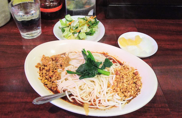 「汁なし担々麺(ランチセット)」@中国家庭料理 楊 別館の写真