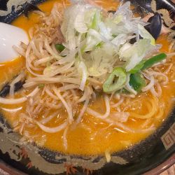 オロチョンラーメン930円