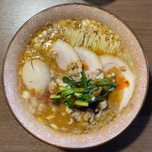 「特匠担々麺」@麺割烹 亀壱の写真