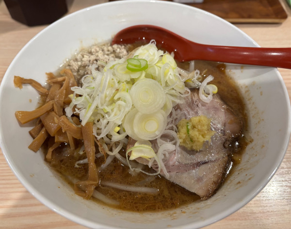 「[限定]濃い旨焼き味噌ラーメン+ チャーハン」@拉麺 大公 南太田本店の写真