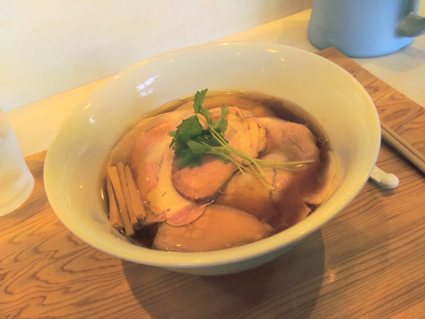 「地鶏と豚の醤油 1100円、チャーシュー  400円」@青森中華そば オールウェイズの写真