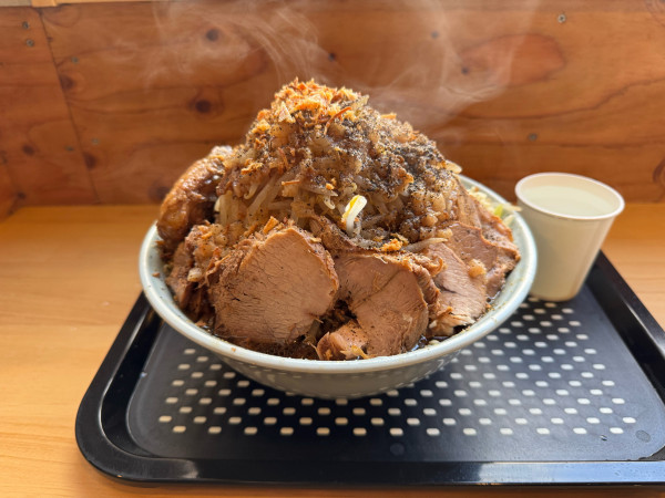 「汁なし400g」@夢を語れ 愛知の写真