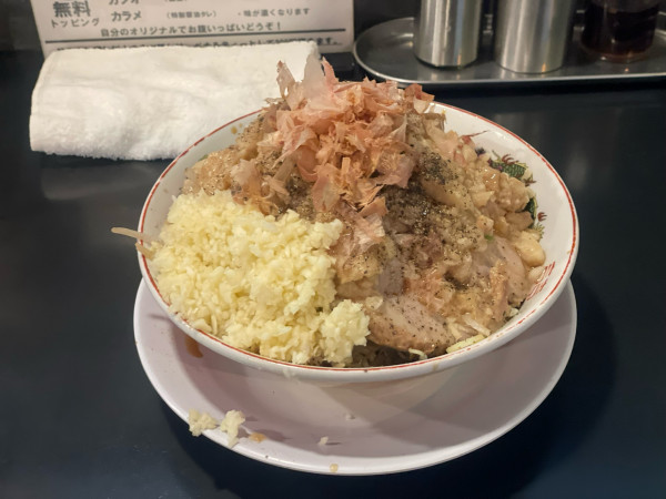 「汁なし200g」@天高く翔べ！の写真