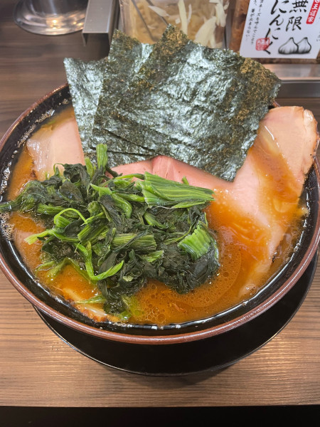 「チャーシューメン　青菜」@家系ラーメン がくの写真